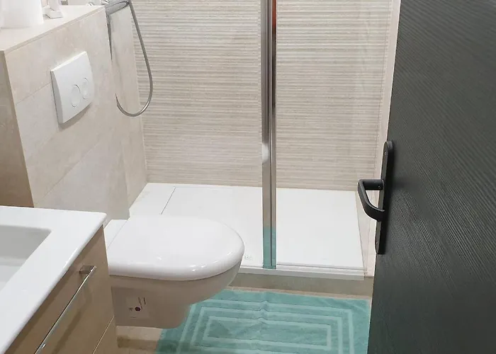 Apartamento Mat -studio Renove Clim Rue Pietonne Du Vieil Antibes